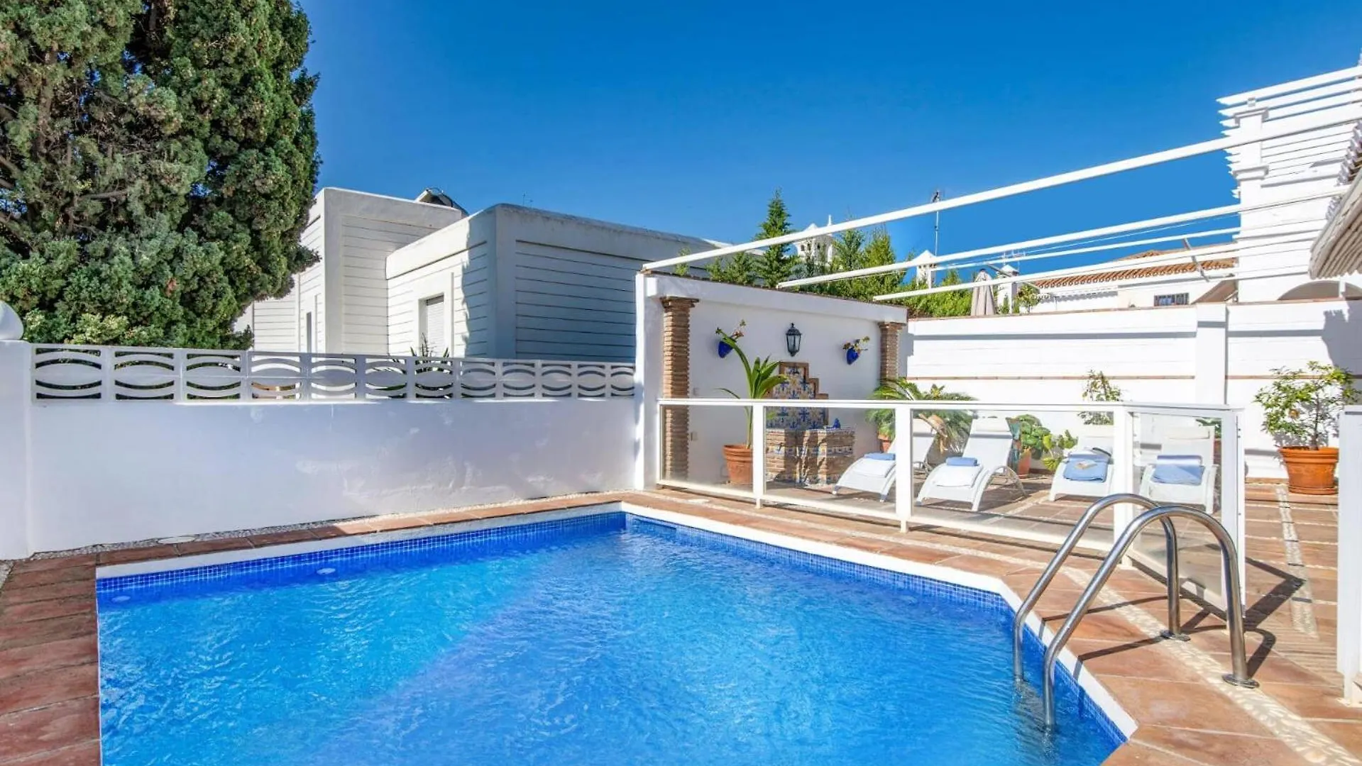 Villa Cajal Parador By Villa Plus Nerja Spanien