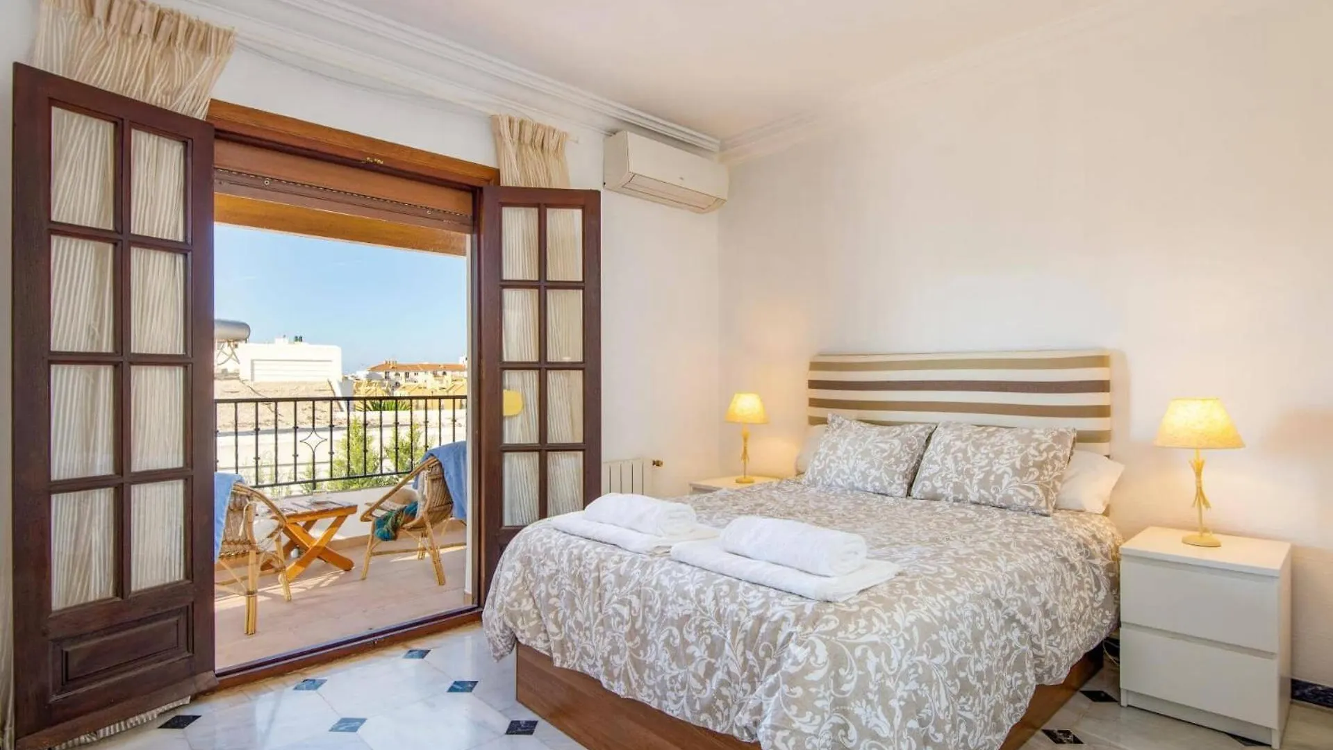 Villa Cajal Parador By Villa Plus Nerja 0*,  Ισπανία