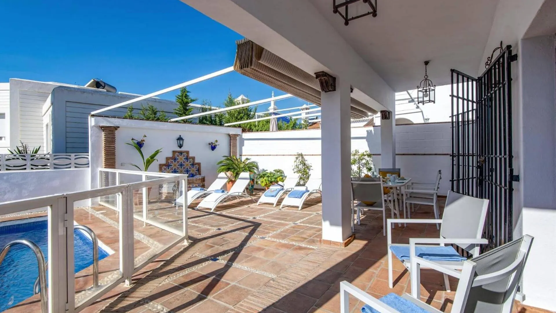 Villa Cajal Parador By Villa Plus Nerja Spain