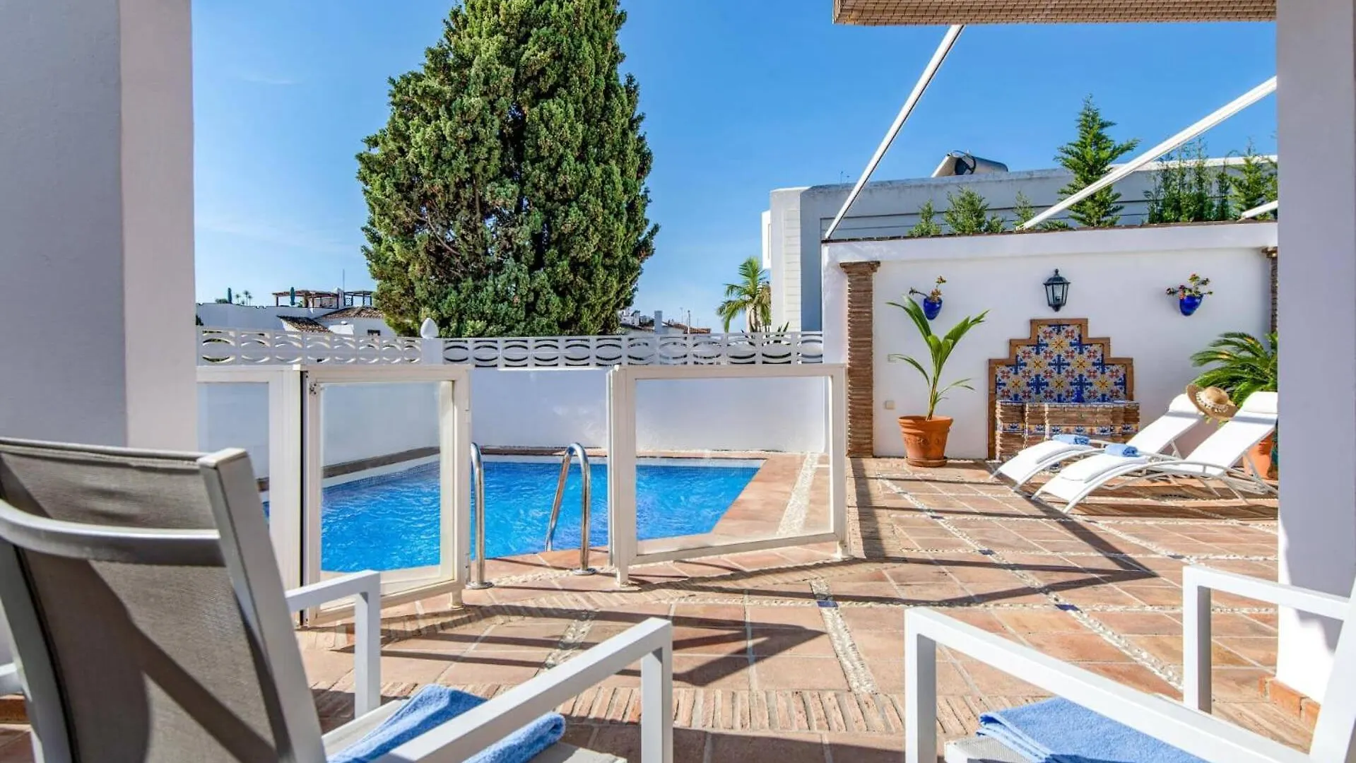 Villa Cajal Parador By Villa Plus Nerja Spain
